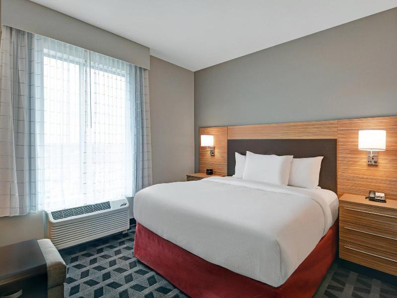 Towneplace Suites By Marriott Indianapolis Downtow image