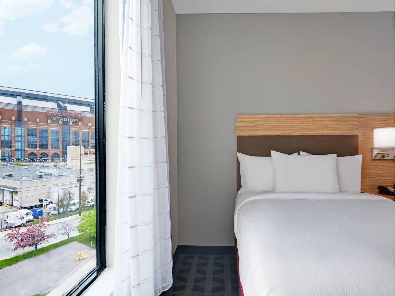 Towneplace Suites By Marriott Indianapolis Downtow image