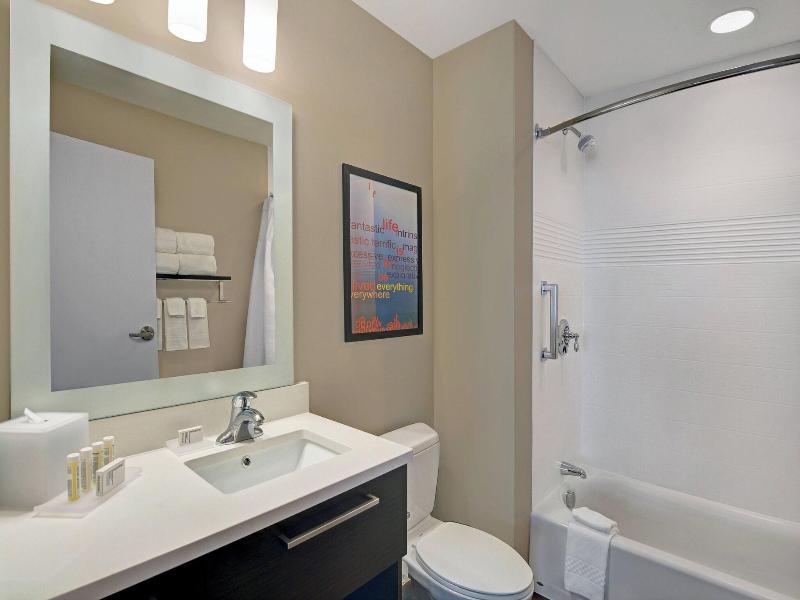 Towneplace Suites By Marriott Indianapolis Downtow image