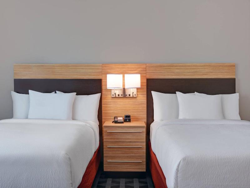 Towneplace Suites By Marriott Indianapolis Downtow image