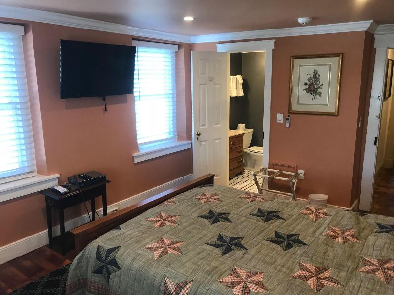 Stottsville Inn image