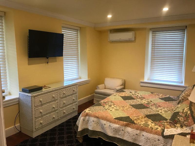 Stottsville Inn image