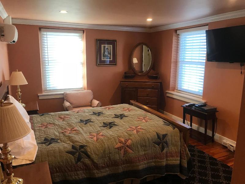 Stottsville Inn image