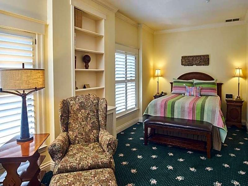 Hotel Mac image