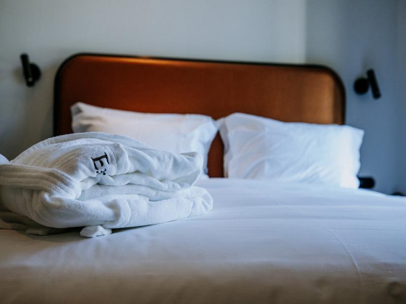 Exmo Hotel image