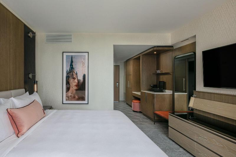 Jw Marriott Charlotte image