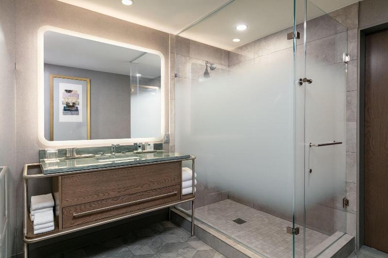 Jw Marriott Charlotte image
