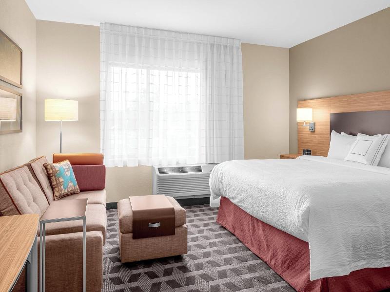 Towneplace Suites By Marriott Cincinnati Fairfield image
