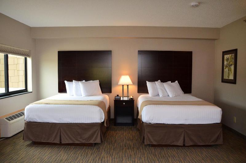 Qube Hotel image