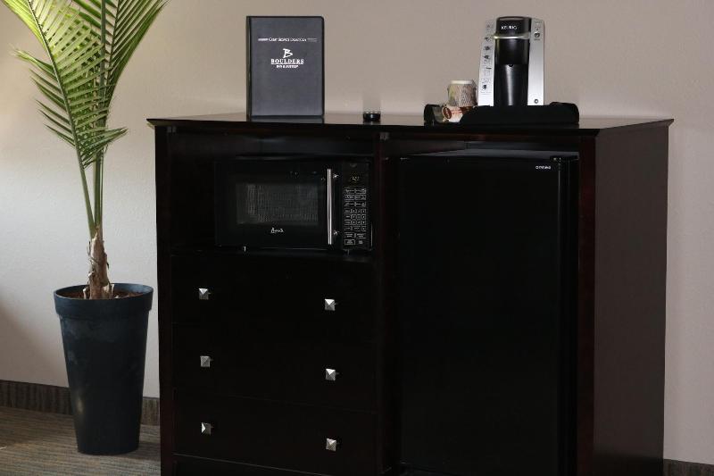 Qube Hotel image
