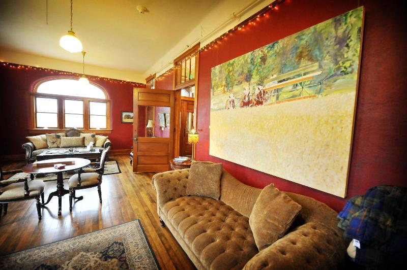 Balch Hotel image