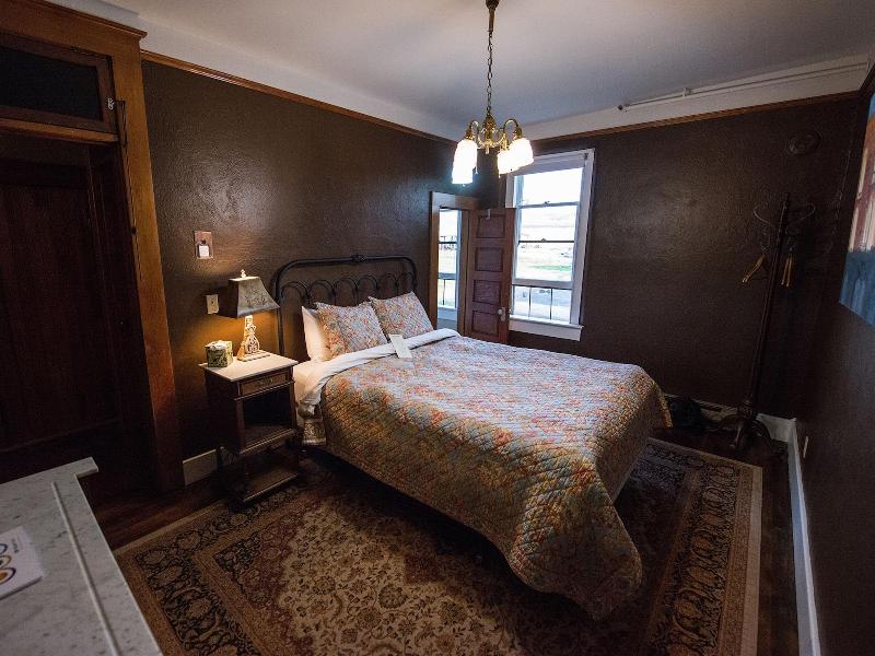 Balch Hotel image