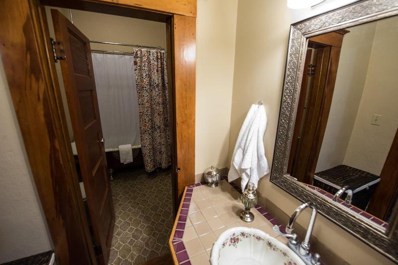 Balch Hotel image