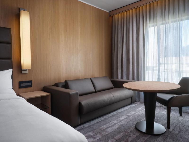 Ac Hotel By Marriott Phoenix Downtown image