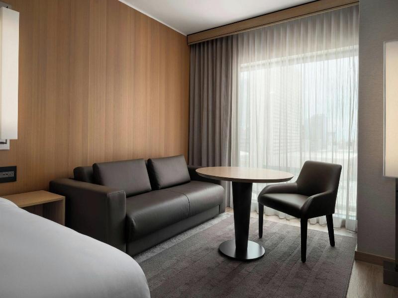 Ac Hotel By Marriott Phoenix Downtown image