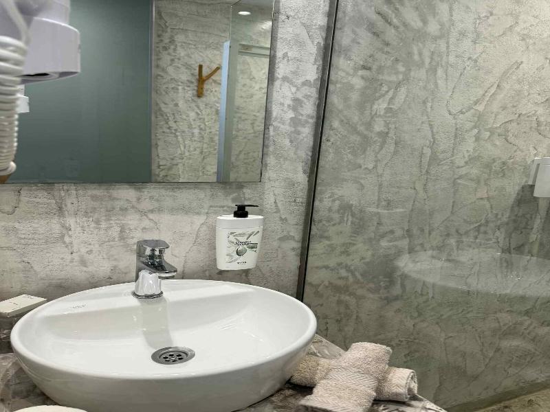 Geo & Art Boutique Hotel image