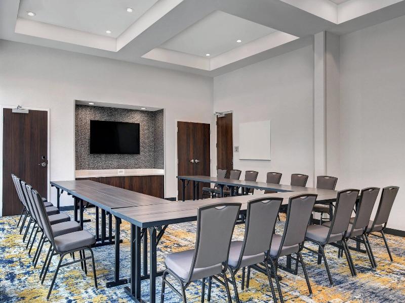 Towneplace Suites By Marriott Columbus Dublin image
