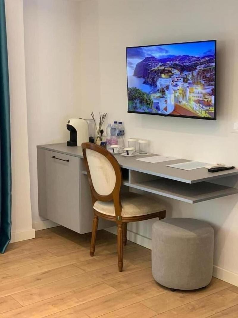 Illyrian Boutique Hotel image