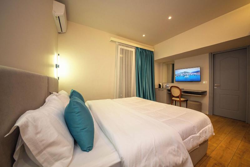 Illyrian Boutique Hotel image