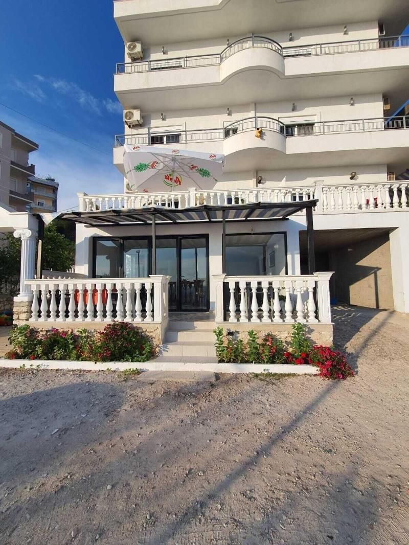 Makla Apartaments image