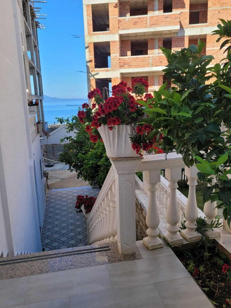 Makla Apartaments image