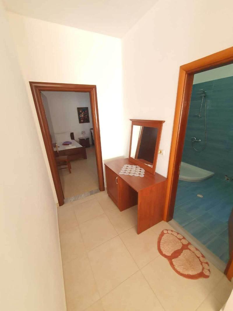 Makla Apartaments image