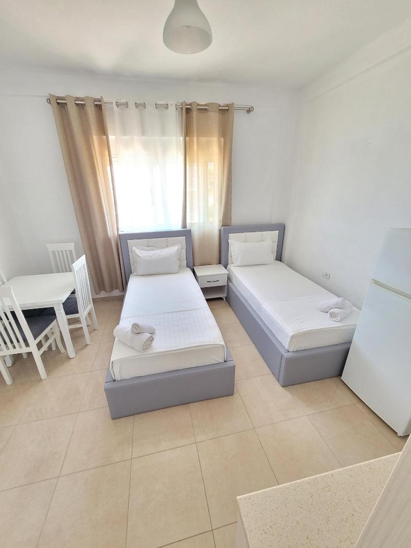 Makla Apartaments image
