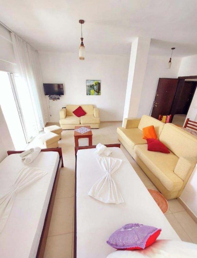Makla Apartaments image