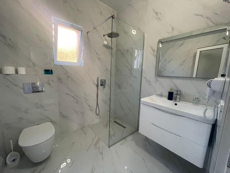 Makla Apartaments image