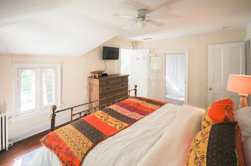 The Gables Of Rhinebeck Inn image