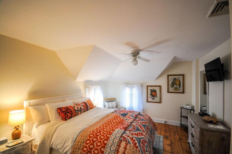 The Gables Of Rhinebeck Inn image