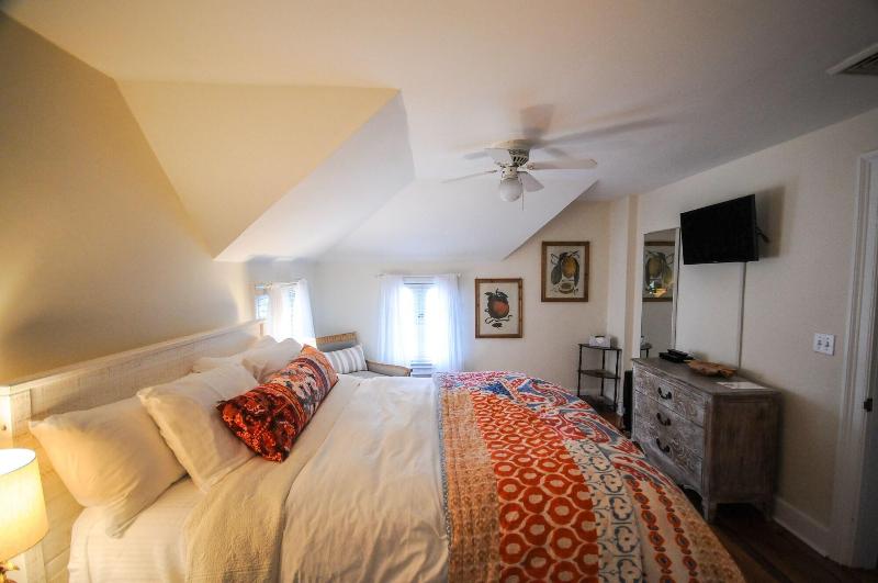 The Gables Of Rhinebeck Inn image