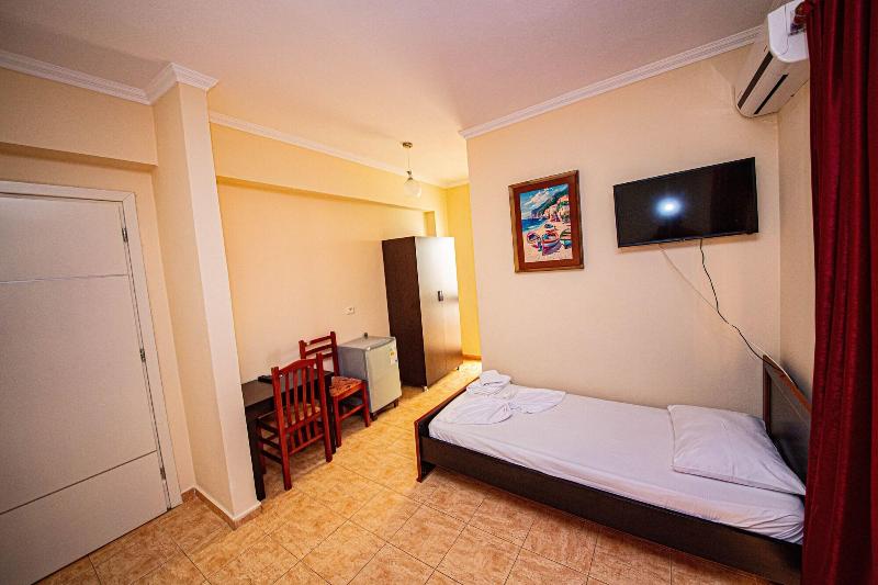 Hotel Primavera image