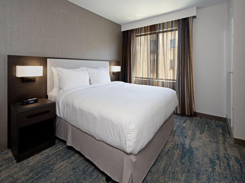 Springhill Suites By Marriott Valencia image