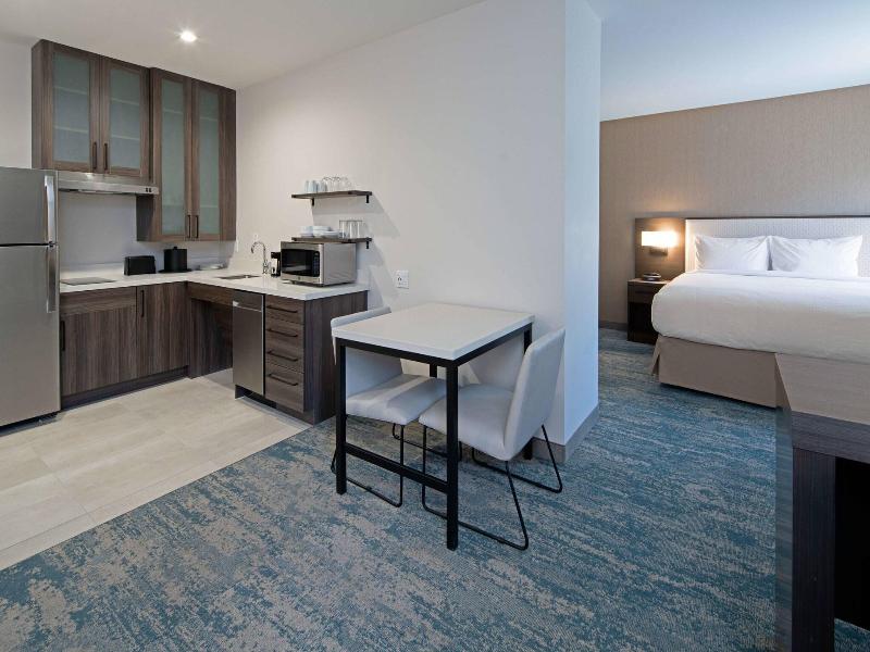 Springhill Suites By Marriott Valencia image
