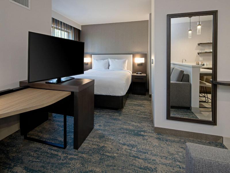 Springhill Suites By Marriott Valencia image