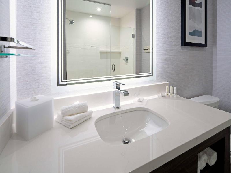 Springhill Suites By Marriott Valencia image
