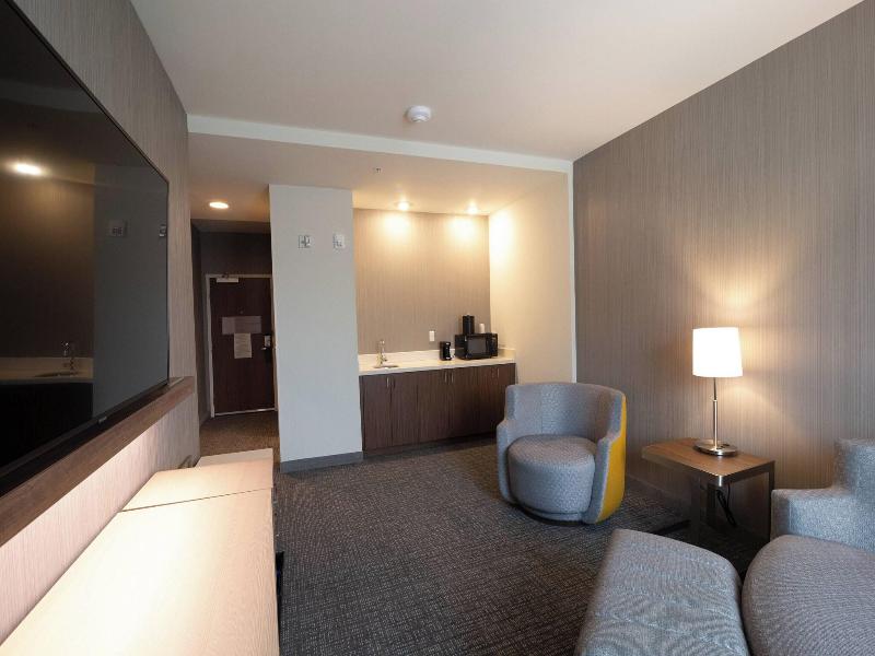 Courtyard By Marriott Cartersville image