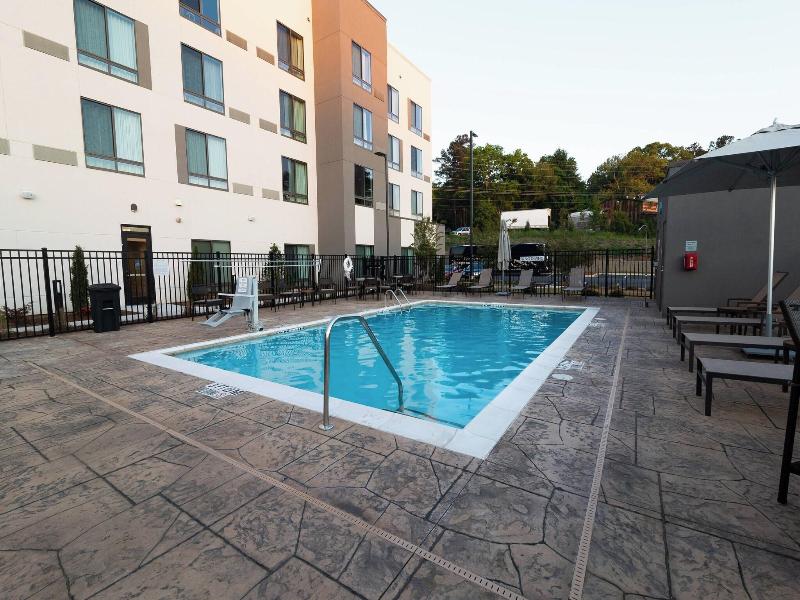 Courtyard By Marriott Cartersville image