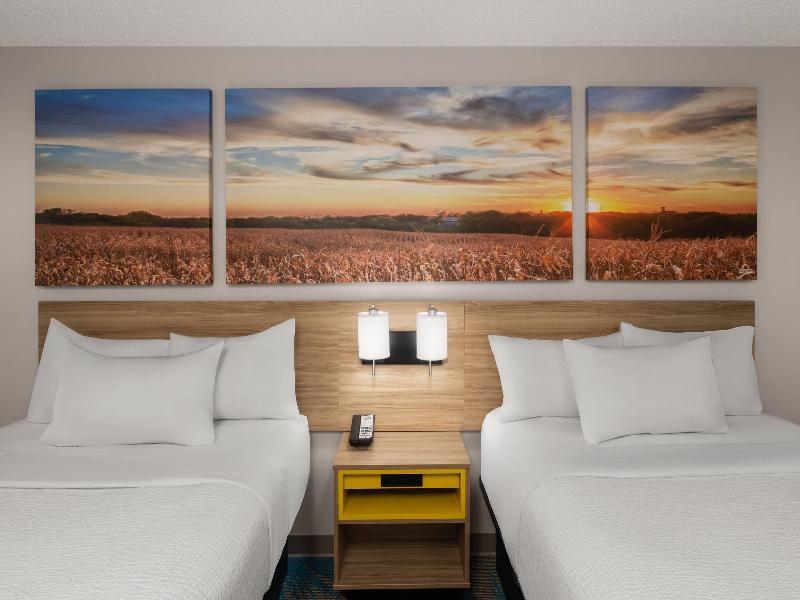 Days Inn By Wyndham Mandan Bismarck Area image