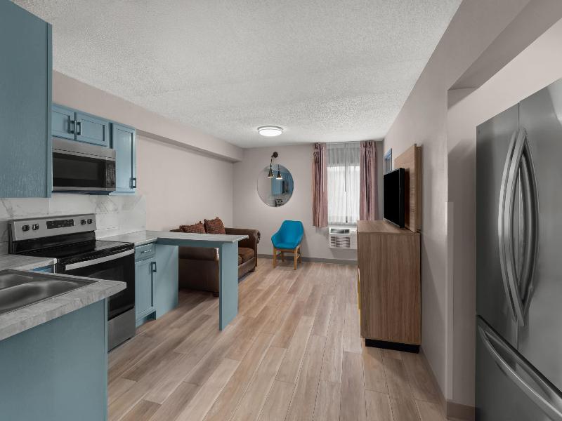 Days Inn By Wyndham Mandan Bismarck Area image