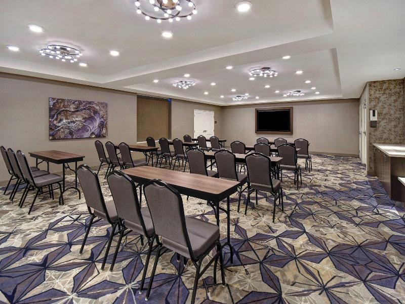 Fairfield Inn & Suites by Marriott Las Vegas Airpo image
