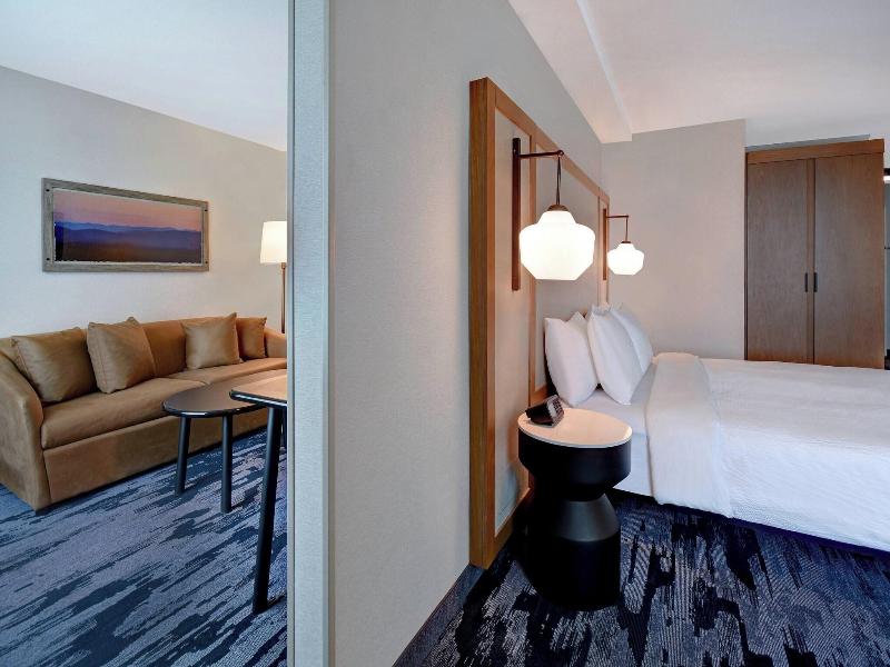 Fairfield Inn & Suites by Marriott Las Vegas Airpo image