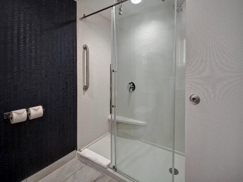 Fairfield Inn & Suites by Marriott Las Vegas Airpo image