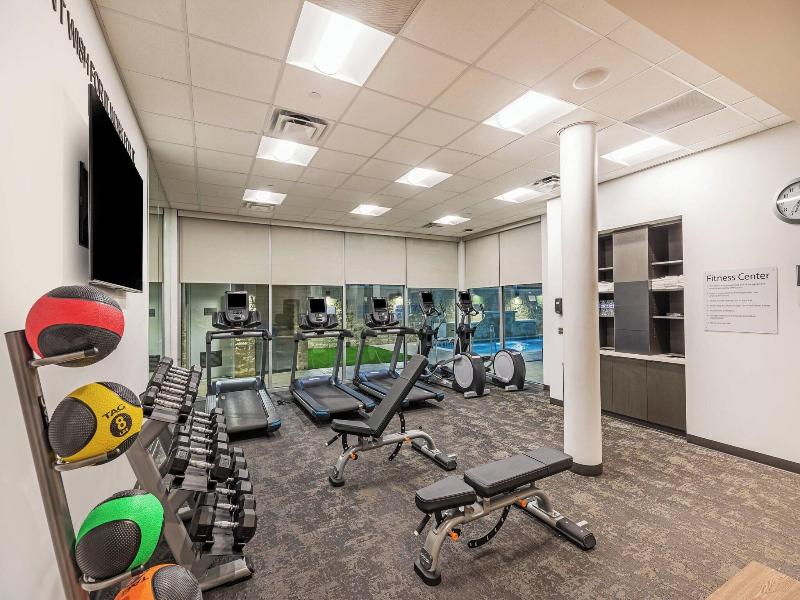 Fairfield Inn & Suites by Marriott Houston East En image