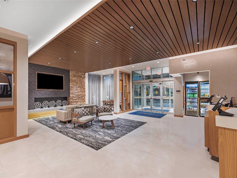 Fairfield Inn & Suites by Marriott Houston East En image