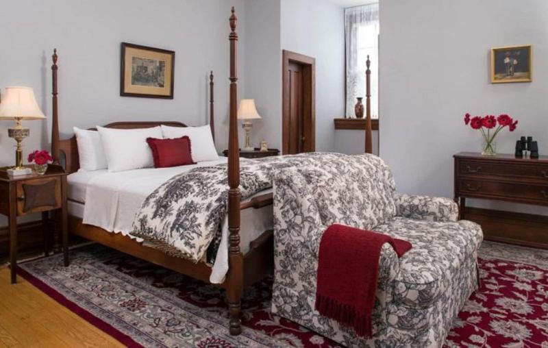 The Mercersburg Inn image