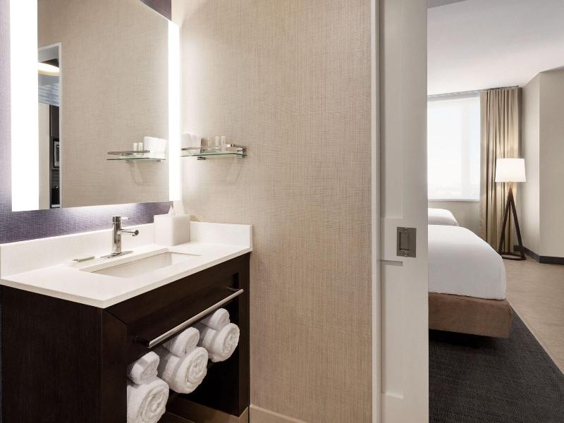 Residence Inn By Marriott New York Jfk Airport image
