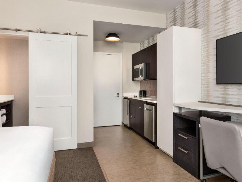 Residence Inn By Marriott New York Jfk Airport image