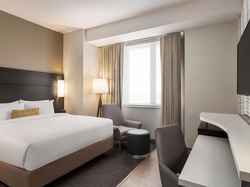 Residence Inn By Marriott New York Jfk Airport image